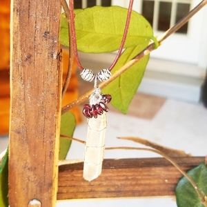 🔮Handmade Crystal Quartz Pendant Necklace🔮